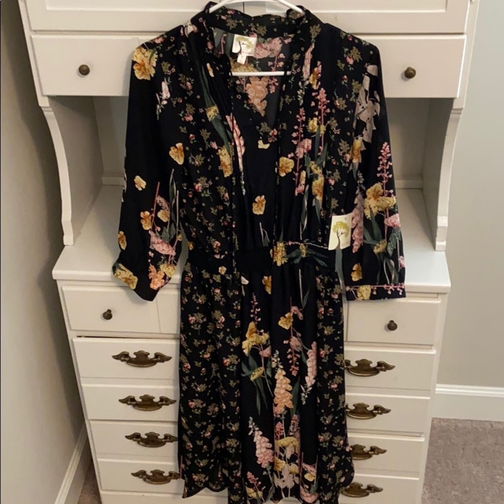 V neck black floral A-line dress with slip underneath stretchy waist